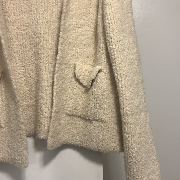 Zara Boucle Cardigan - Picture 6 of 11